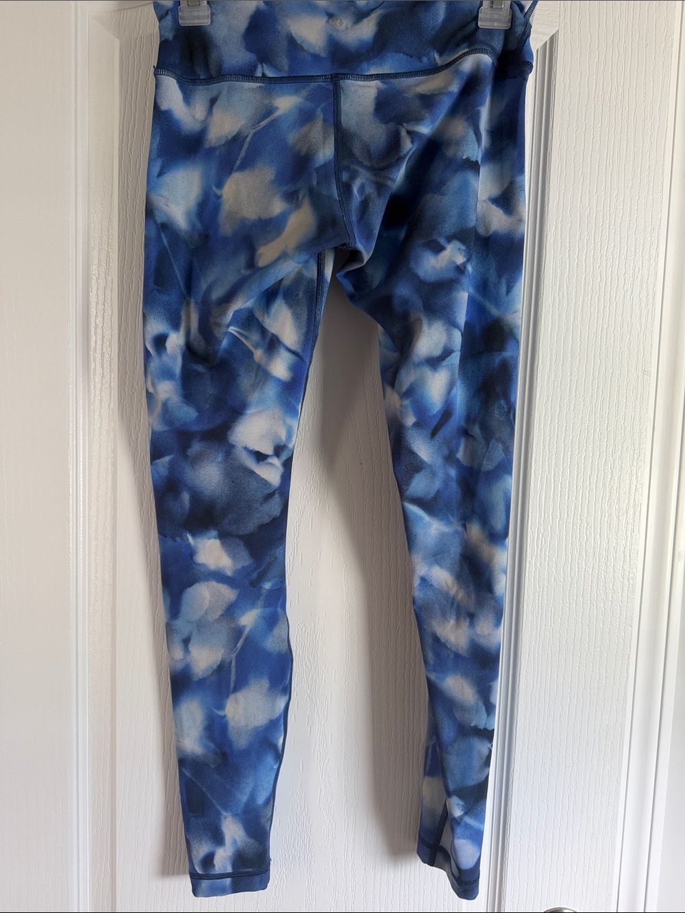 Lululemon Blue Tie-Dye Leggings